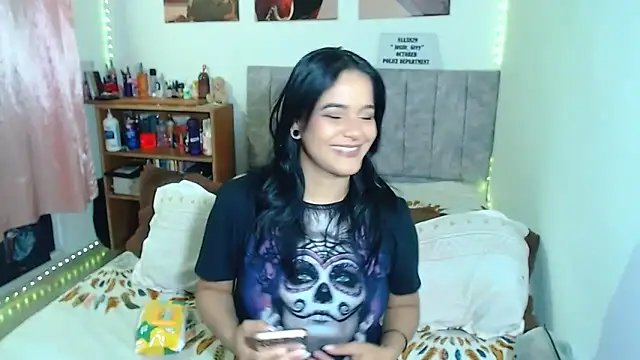 JossieGrey online show from 01/21/25, 10:30