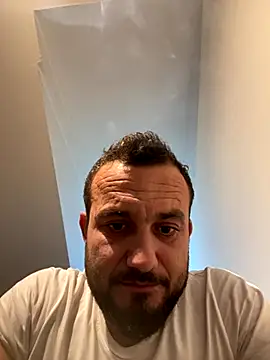 cosmin9000 online show from 10/11/25, 01:20