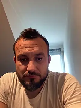 cosmin9000 online show from 10/12/25, 10:25