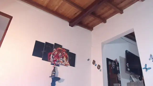 seleneh online show from 03/19/25, 10:20