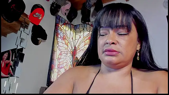 seleneh online show from 10/16/25, 05:25