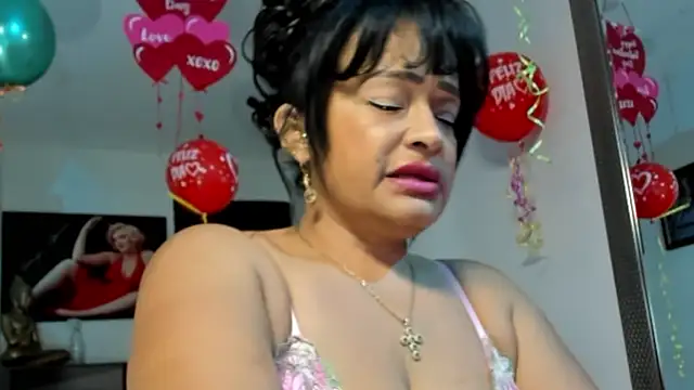 seleneh online show from 02/16/26, 09:00