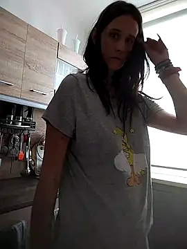 LauraBaby online show from 09/24/25, 07:44