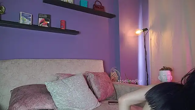 roselinedior online show from 06/18/26, 06:23