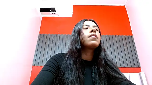 VeronicaRobles online show from 11/22/25, 07:24