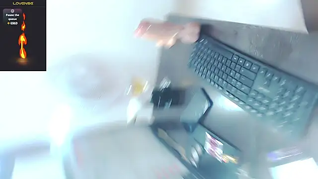 sasha mom69  online show from 02/28/25, 06:52