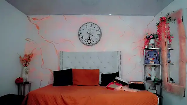 maria camilacms online show from 12/17/25, 06:58