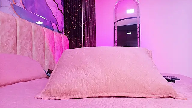 arl chloee online show from 03/23/26, 03:10