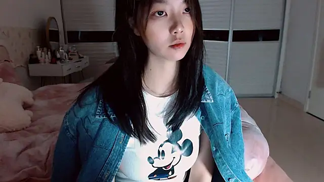 -Lucky Girl online show from 03/18/26, 02:04