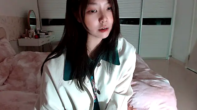 -Lucky Girl online show from 04/05/26, 02:42