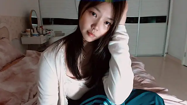 -Lucky Girl online show from 05/21/26, 01:51