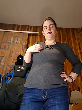 Jassiundich2 online show from 04/01/26, 08:39