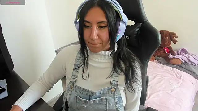 Snapshot of nerdgirl_314 chatting on 01/13/25, 08:15 nerdgirl 314 online show from 01/13/25, 08:15