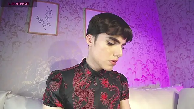 ChristianM 18 online show from 01/30/25, 05:52