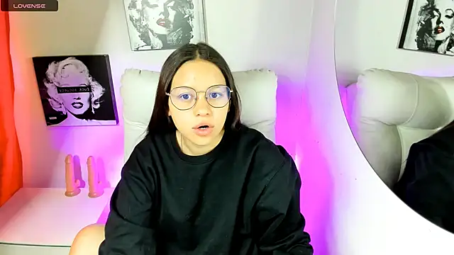 SamanthaRoldaan online show from 04/06/26, 02:51