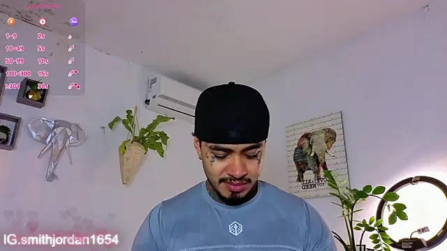 Snapshot of JordanSmiith_ chatting on 11/18/25, 09:19 JordanSmiith online show from 11/18/25, 09:19