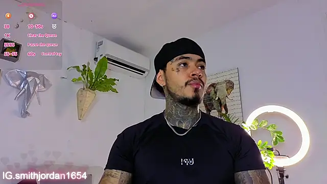 Snapshot of JordanSmiith_ chatting on 11/24/25, 08:30 JordanSmiith online show from 11/24/25, 08:30