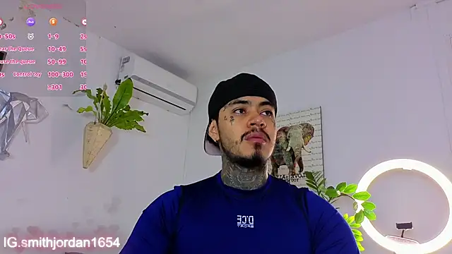 Snapshot of JordanSmiith_ chatting on 11/26/25, 08:32 JordanSmiith online show from 11/26/25, 08:32