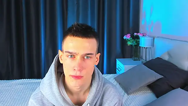 Snapshot of Kevin_Kesi chatting on 02/05/25, 10:08 Kevin Kesi online show from 02/05/25, 10:08