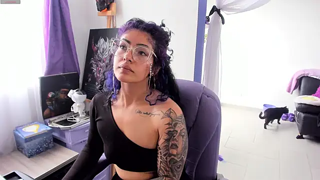 witchviolet online show from 09/09/25, 08:08