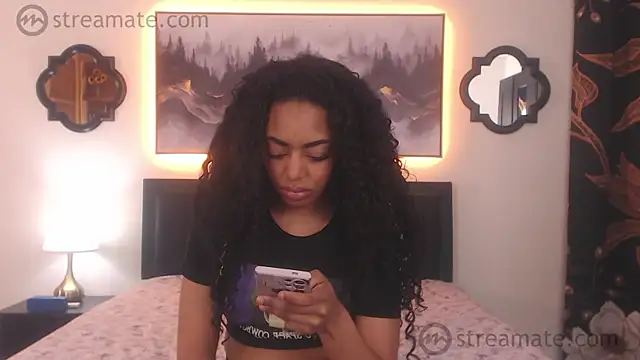 RobynKnight online show from 05/10/26, 01:55
