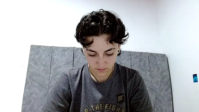 linda 33 online show from 11/23/25, 01:16