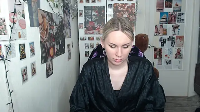 CapriScorpion online show from 12/22/24, 06:15
