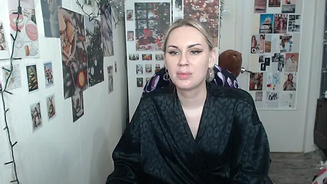 CapriScorpion online show from 12/23/24, 12:41