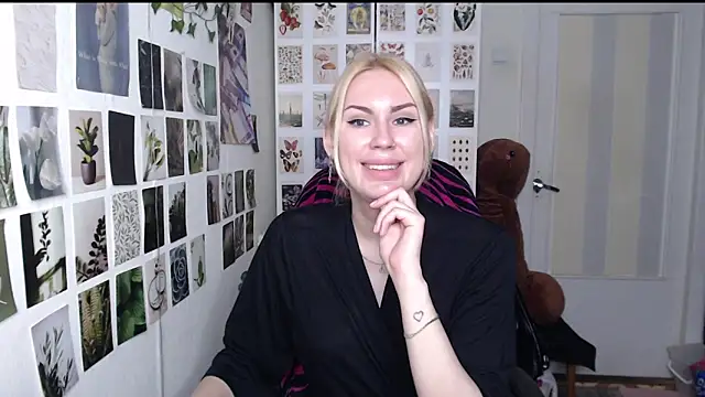 Snapshot of CapriScorpion chatting on 07/01/26, 11:12 CapriScorpion online show from 07/01/26, 11:12