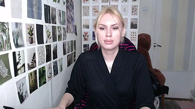 Snapshot of CapriScorpion chatting on 07/05/26, 01:07 CapriScorpion online show from 07/05/26, 01:07