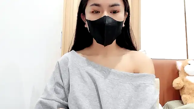 Snapshot of Lita-Julia chatting on 02/15/25, 06:23 Lita-Julia online show from 02/15/25, 06:23