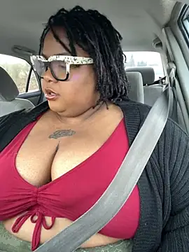 kweenxkarma online show from 11/01/25, 12:45