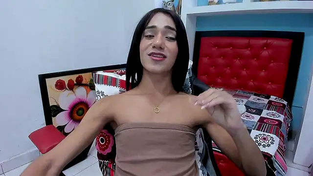 Snapshot of KatrinaQueen1 chatting on 01/18/25, 04:21 KatrinaQueen1 online show from 01/18/25, 04:21