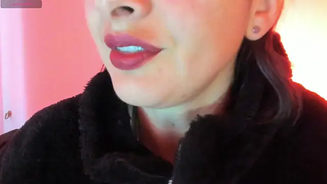 queen fetish online show from 11/12/25, 10:48