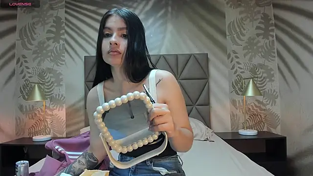 AnneDixie online show from 04/03/26, 03:04