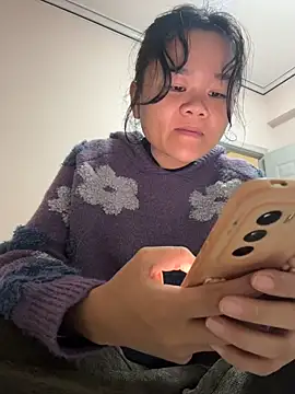 Zhuli11 online show from 11/10/25, 02:27