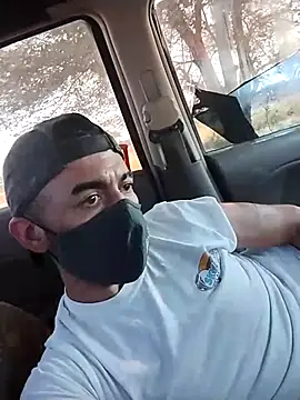 prettyboi6992 online show from 10/04/25, 08:40