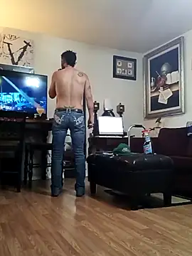 prettyboi6992 online show from 06/10/26, 07:57