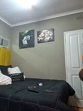 Bustygoddess32 online show from 02/12/25, 11:30