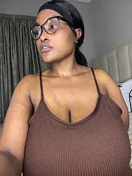 Bustygoddess32 online show from 02/24/26, 01:14