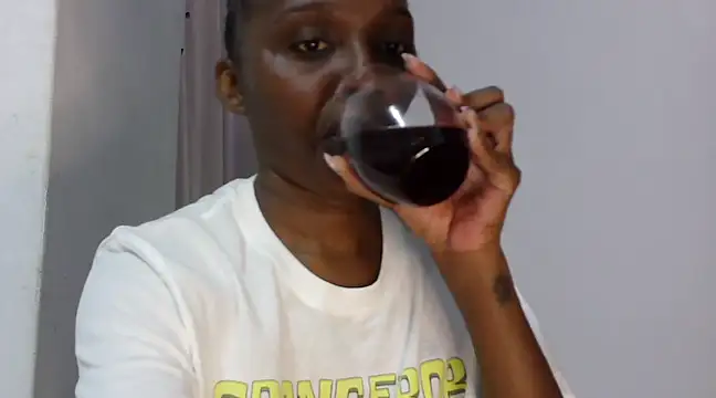 Sexxybella27 online show from 03/11/25, 06:19