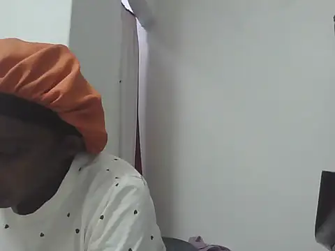 Sexxybella27 online show from 09/16/25, 08:43