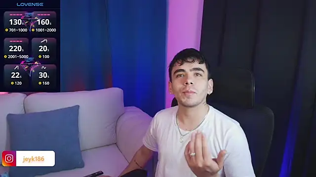 Snapshot of Jey_keler1 chatting on 11/26/25, 04:13 Jey keler1 online show from 11/26/25, 04:13