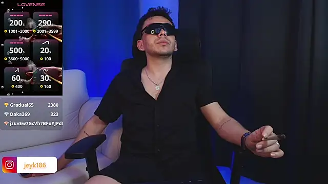 Snapshot of Jey_keler1 chatting on 12/05/25, 10:35 Jey keler1 online show from 12/05/25, 10:35