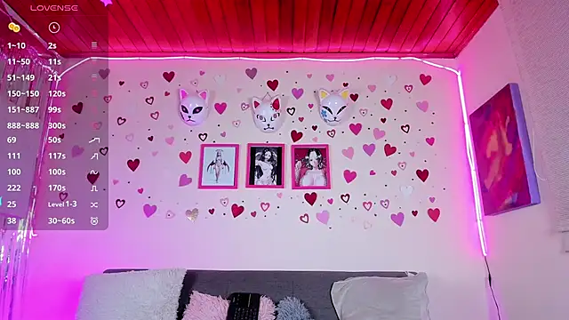 artmiaa online show from 02/25/25, 03:49