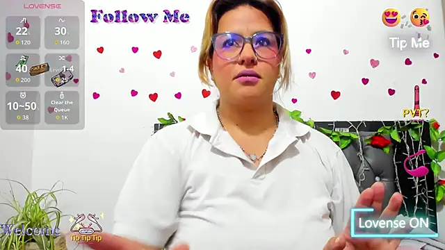 hazel 34 online show from 11/19/25, 08:36