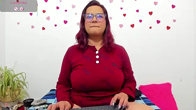 hazel 34 online show from 01/14/26, 08:53