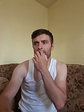 suarez1235 online show from 07/03/26, 06:25
