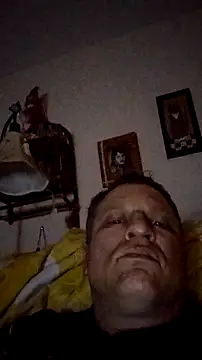 Snapshot of fukurbutt chatting on 02/17/26, 01:07 fukurbutt online show from 02/17/26, 01:07