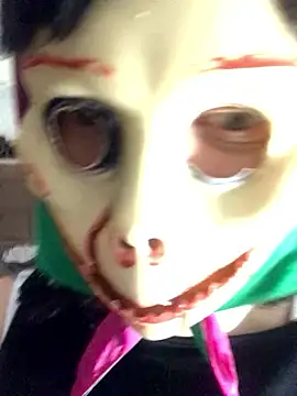 Snapshot of BigAssKi chatting on 02/04/25, 02:39 BigAssKi online show from 02/04/25, 02:39